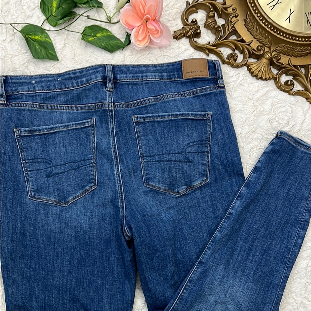 American Eagle Super Hi Rise Jeggings size 16 Short Next Level Stretch